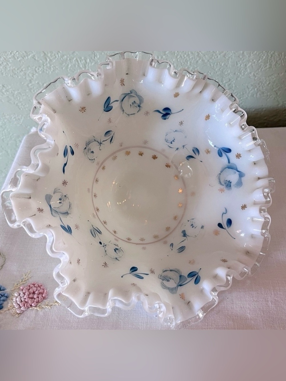 Beautiful Fenton Silver Crest Charleton Blue Roses Ruffled Bride’s Bowl